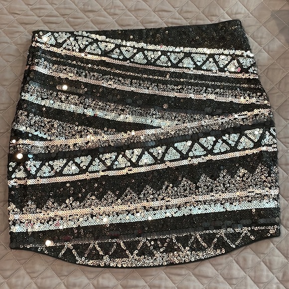 Express sequin skirt - Picture 5 of 6